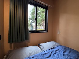 Backpackers Jinya