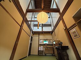 Backpackers Jinya