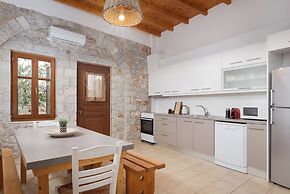 Aura Seafront Villa