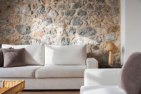 Aura Seafront Villa