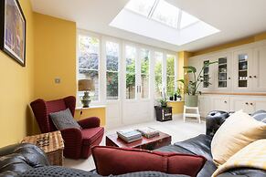 Caithness Road VI by Onefinestay