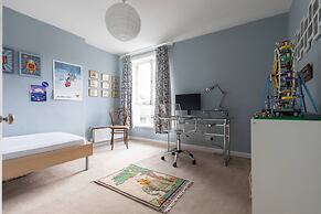 Caithness Road VI by Onefinestay