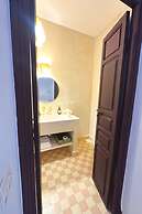 Riad Solila