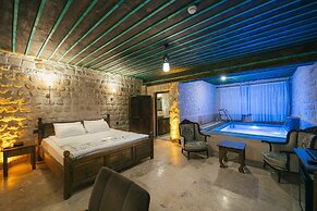 Cappatria Cave House