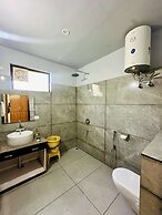 Shree Parijat Resort