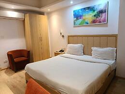 Hotel Surya Grand
