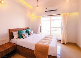 Sea Horizon Resort