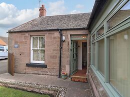 Dromore Cottage