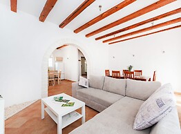 Vila Nira Radonić