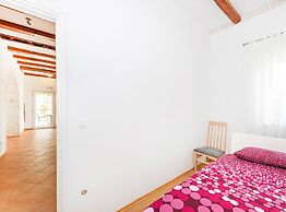Vila Nira Radonić
