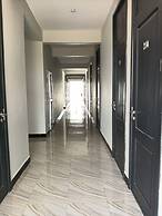 MACH HOTEL