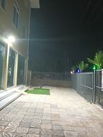 MACH HOTEL