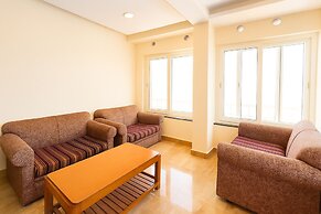 Hotel Samrat - On Mall Road