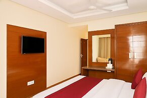Hotel Samrat - On Mall Road