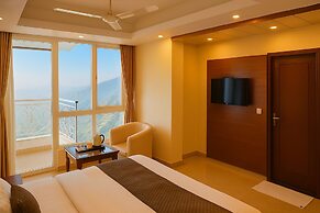 Hotel Samrat - On Mall Road