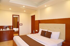 Hotel Samrat - On Mall Road