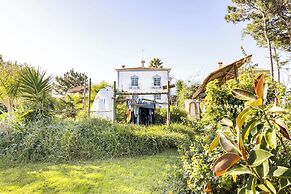 Stoke Portugal Surf House