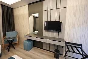 Milena Otel