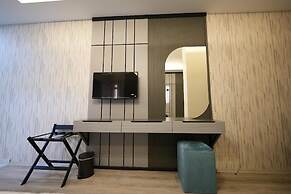 Milena Otel
