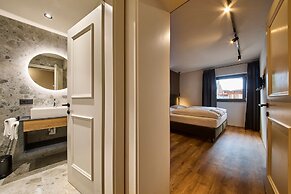 MiLa Apartments
