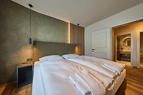 MiLa Apartments