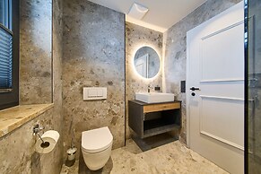 MiLa Apartments