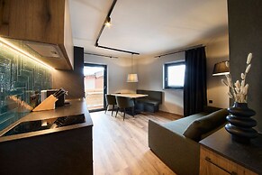 MiLa Apartments