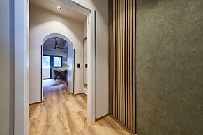 MiLa Apartments