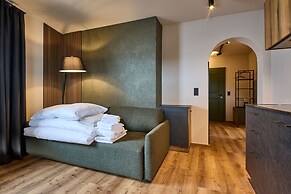 MiLa Apartments