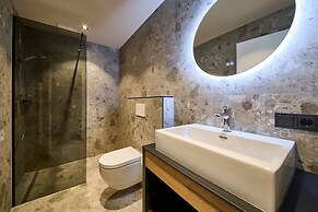 MiLa Apartments