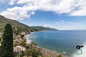 Hotiday Taormina Mare