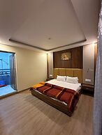 Hotel paradise hills