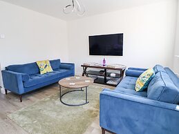 37 Devana Gardens