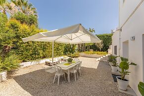 Belvedere - Seafront Apartment - 3 Places