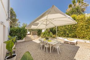 Belvedere - Seafront Apartment - 3 Places