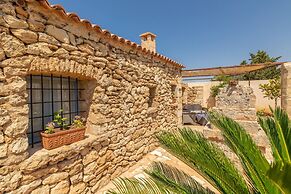 Trullo Mmammineddhu in Torre San Giovanni