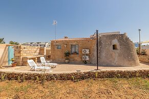 Trullo Mmammineddhu in Torre San Giovanni