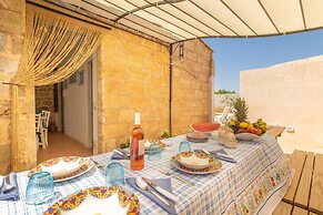 Trullo Mmammineddhu in Torre San Giovanni