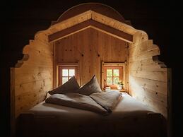 LaPosch - Living Lands