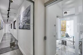 Gallery Suite