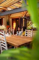 EL EQUIMITE HOTEL BOUTIQUE