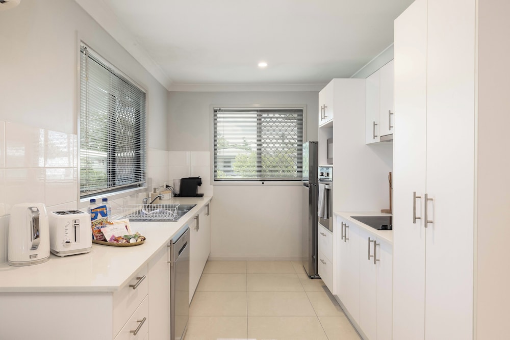 Smart Suites Self Check-in Apartments - 21 Darnley