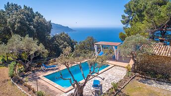 Son Galceran Gran in Valldemossa With Private Pool