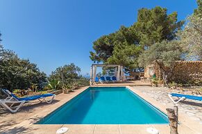 Son Galceran Gran in Valldemossa With Private Pool