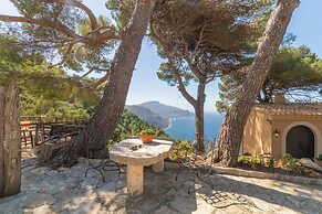 Son Galceran Gran in Valldemossa With Private Pool