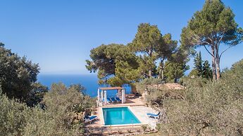 Son Galceran Gran in Valldemossa With Private Pool