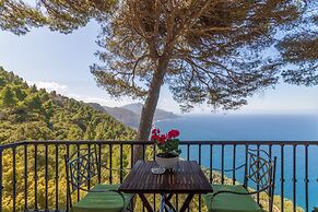 Son Galceran Gran in Valldemossa With Private Pool