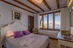 Son Galceran Gran in Valldemossa With Private Pool