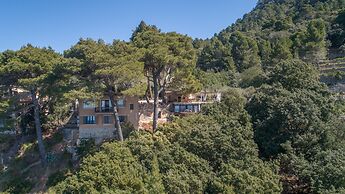 Son Galceran Gran in Valldemossa With Private Pool