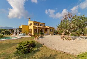 Sa Tanqueta Rustica in Inca With Private Pool